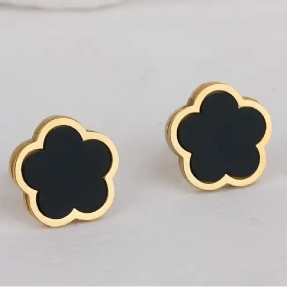 Stainless Steel 18K Gold Plated Clover Earrings with Black Center